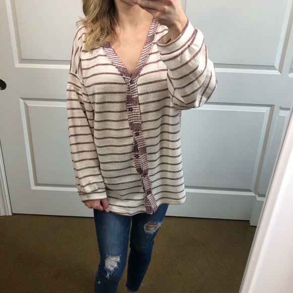 MAROON STRIPED TOP - Picture 2 of 8